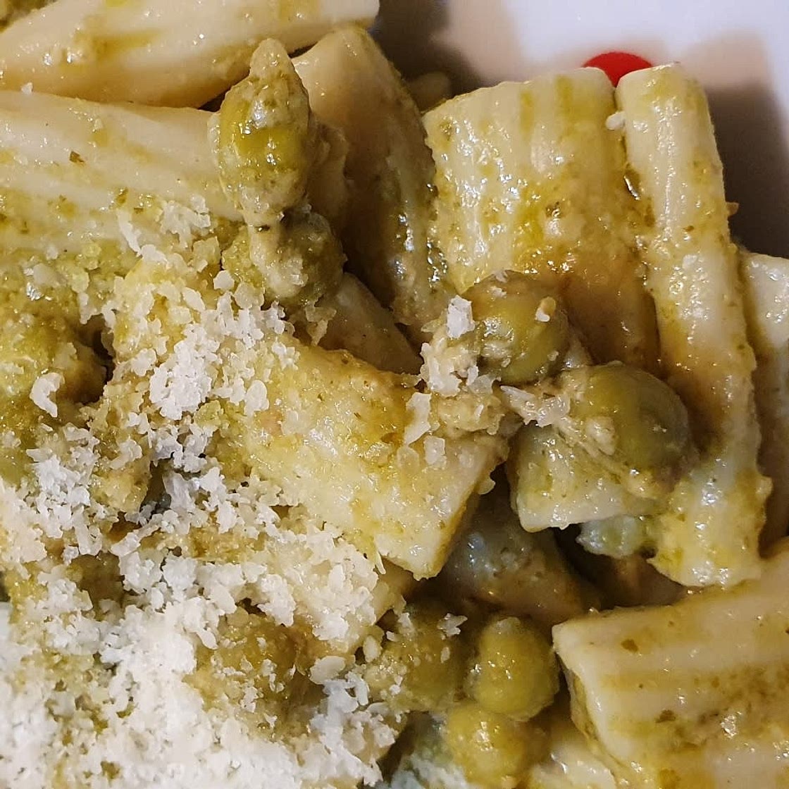 Pasta, Pesto and Peas