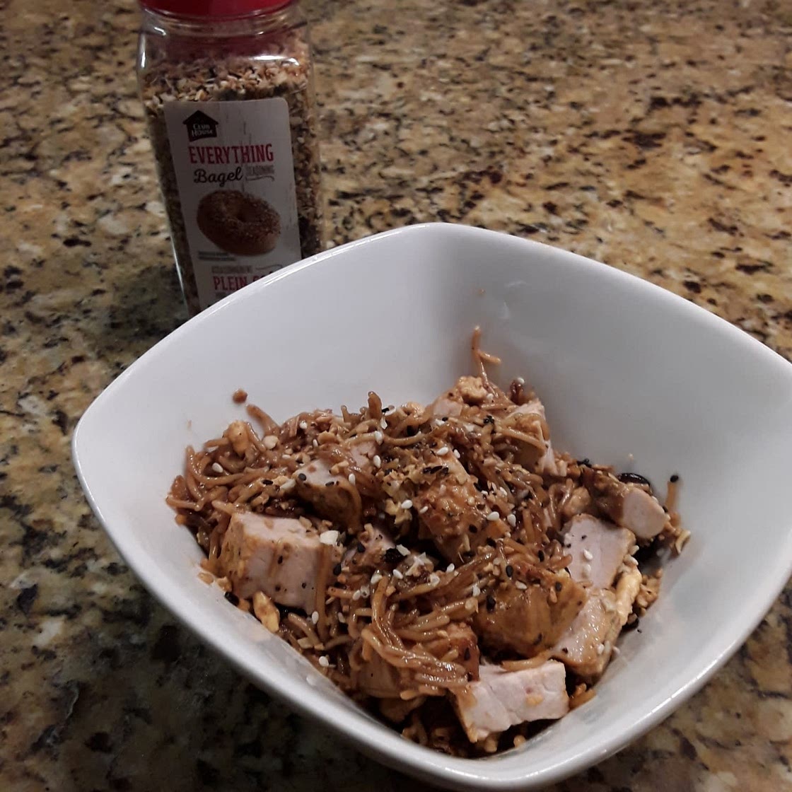 OODLES OF RAMEN NOODLES: TIKTOK RAMEN