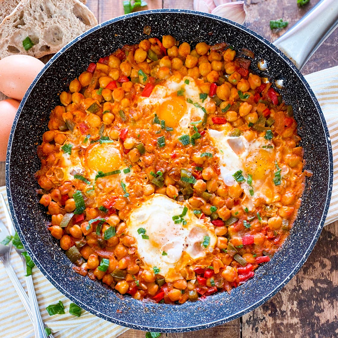 Spanish Garbanzo Beans with Eggs