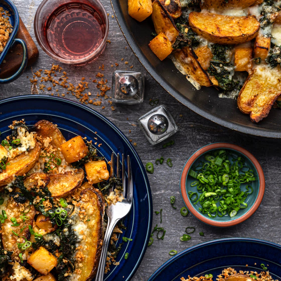 Smoky Cheddar-Topped Roasted Vegetable Skillet