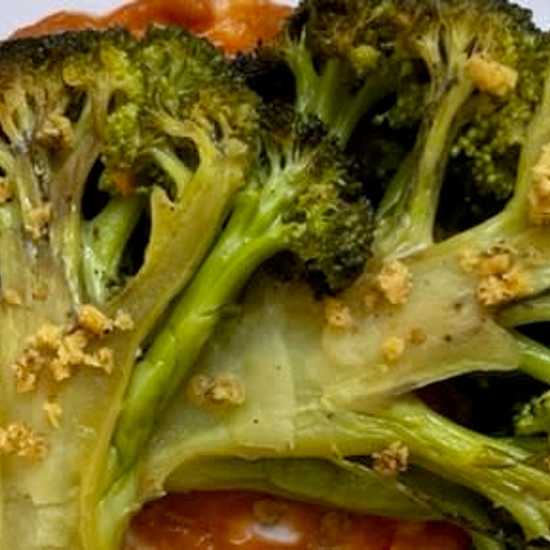 Daniel Fast Roasted Broccoli Steaks with Tomato Sauce