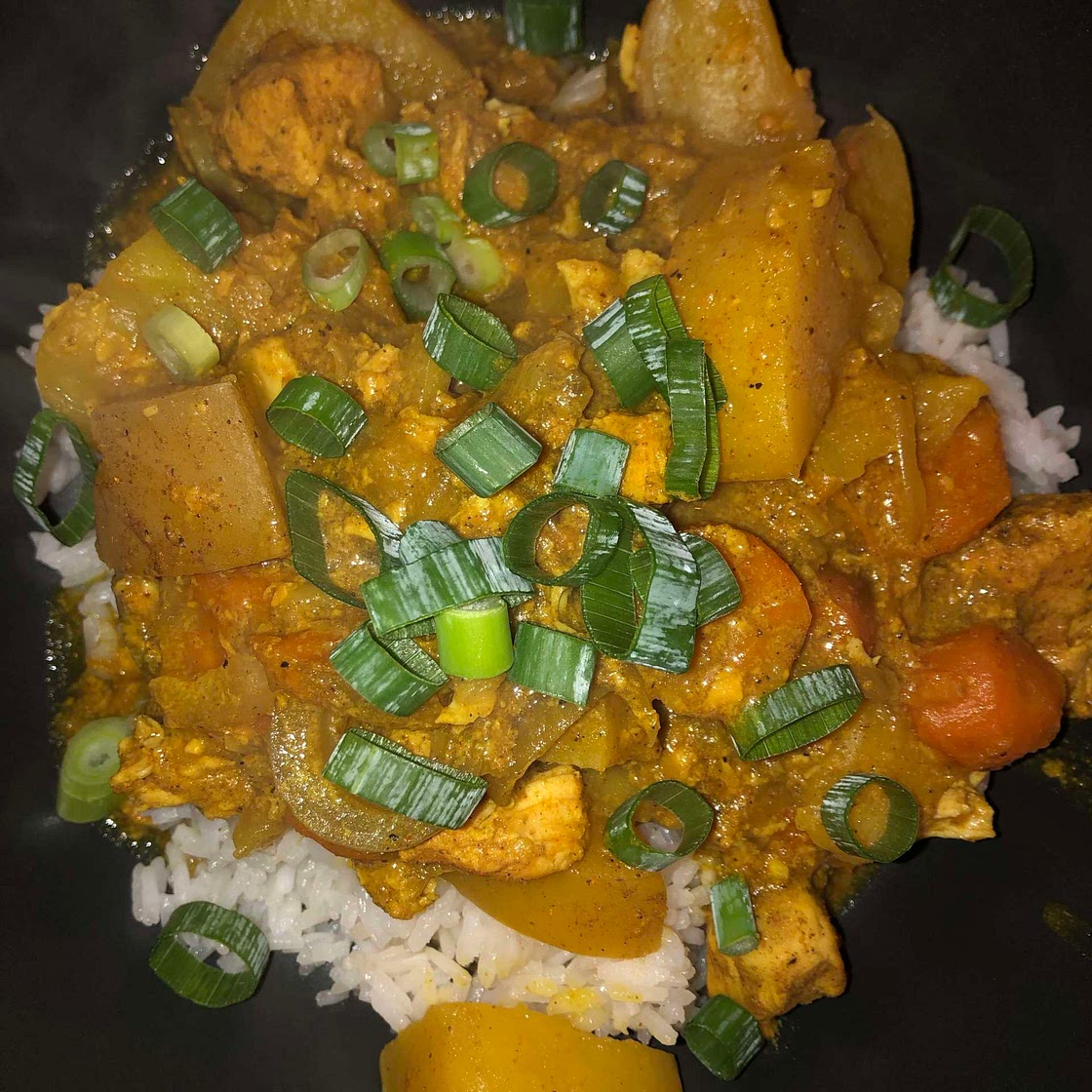 Slow cooker mild chicken curry 