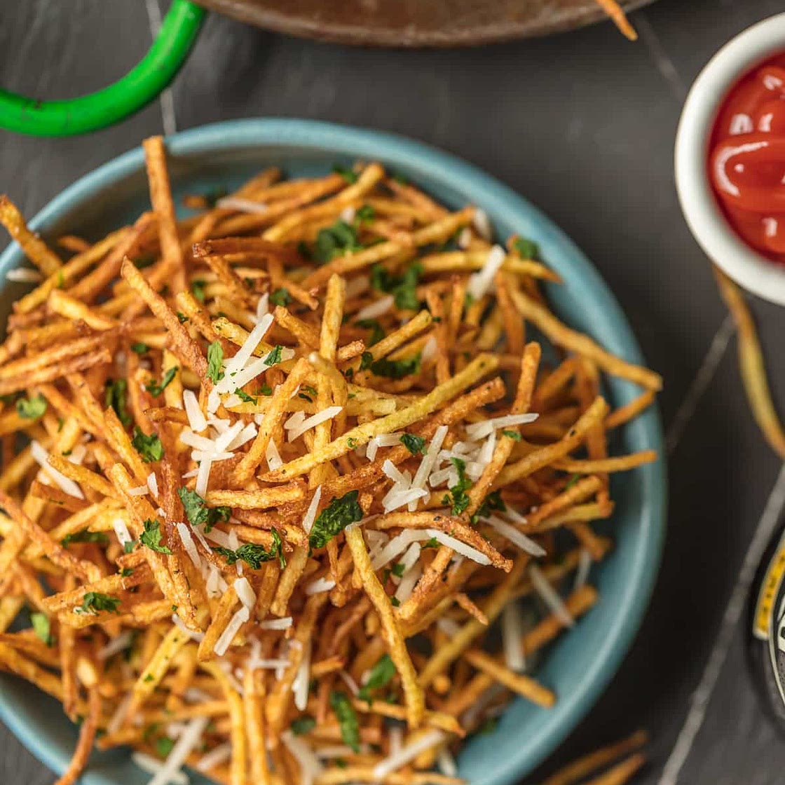 Shoestring Fries (Shoestring Potatoes)