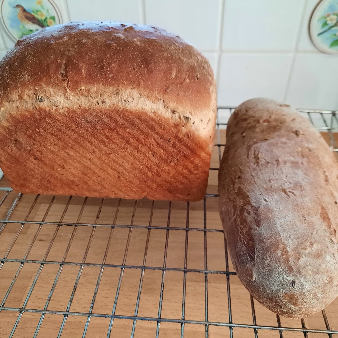 Multiseeded White Bread
