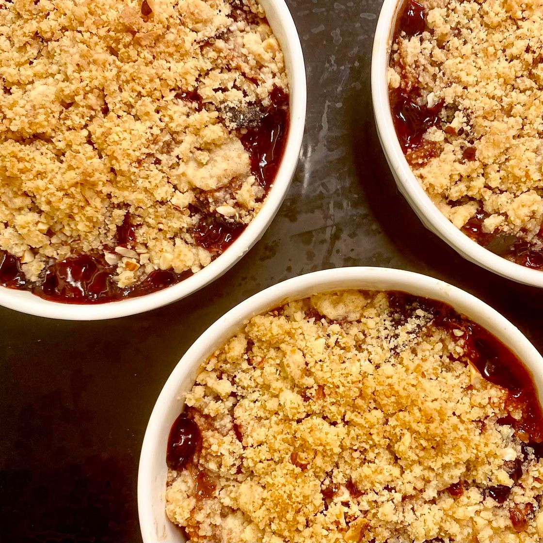 Elegant and Delicious Plum Crumble
