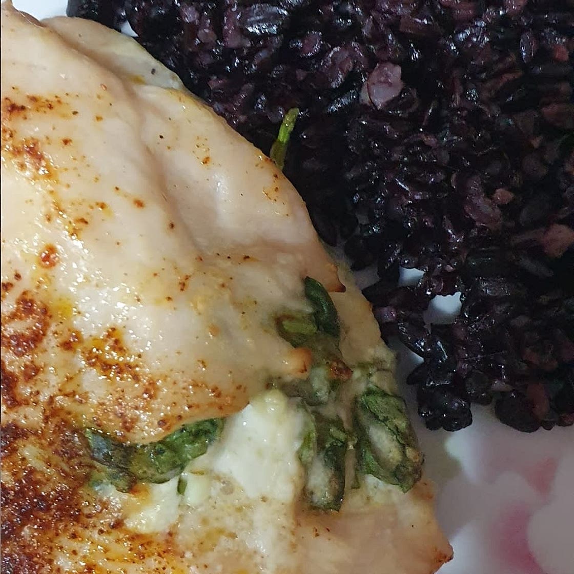Skinny Spinach Stuffed Chicken Breast
