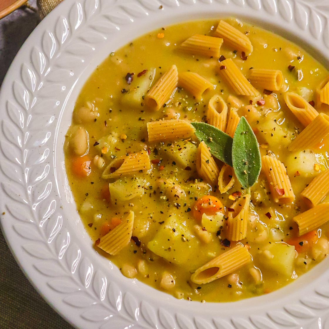 Classic Vegan Pasta e Fagioli Soup