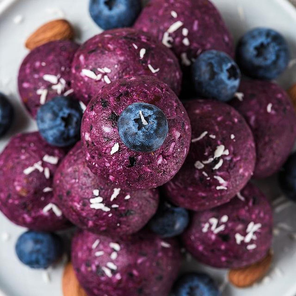 No-Bake Blueberry Almond Energy Balls Recipe