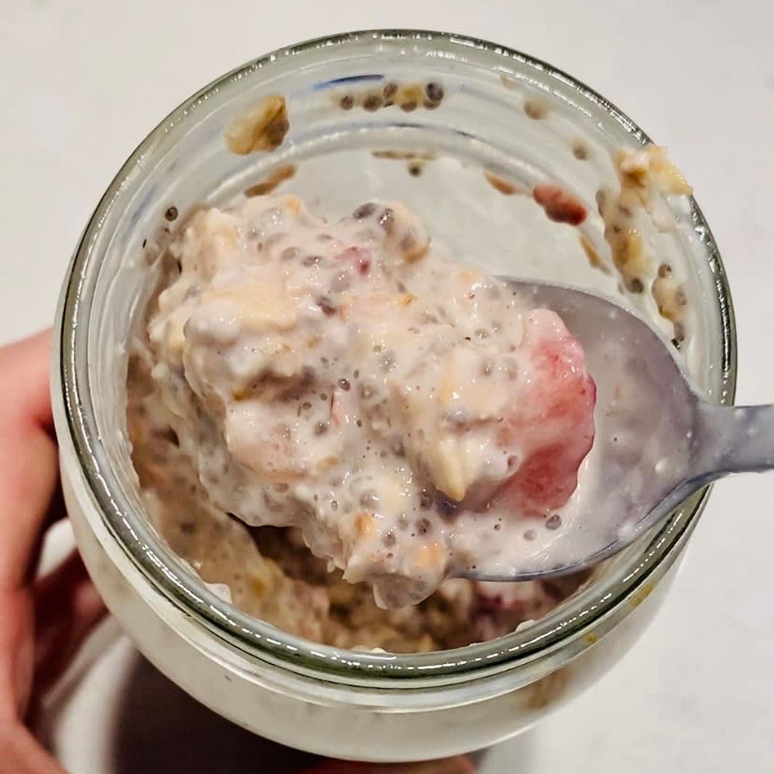 Strawberry and cream overnight oats