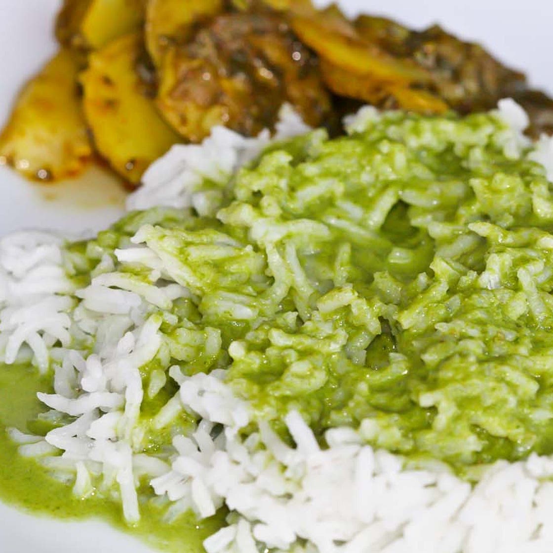 Hirve Kaalvan Recipe (Fresh Coriander and Coconut Curry)