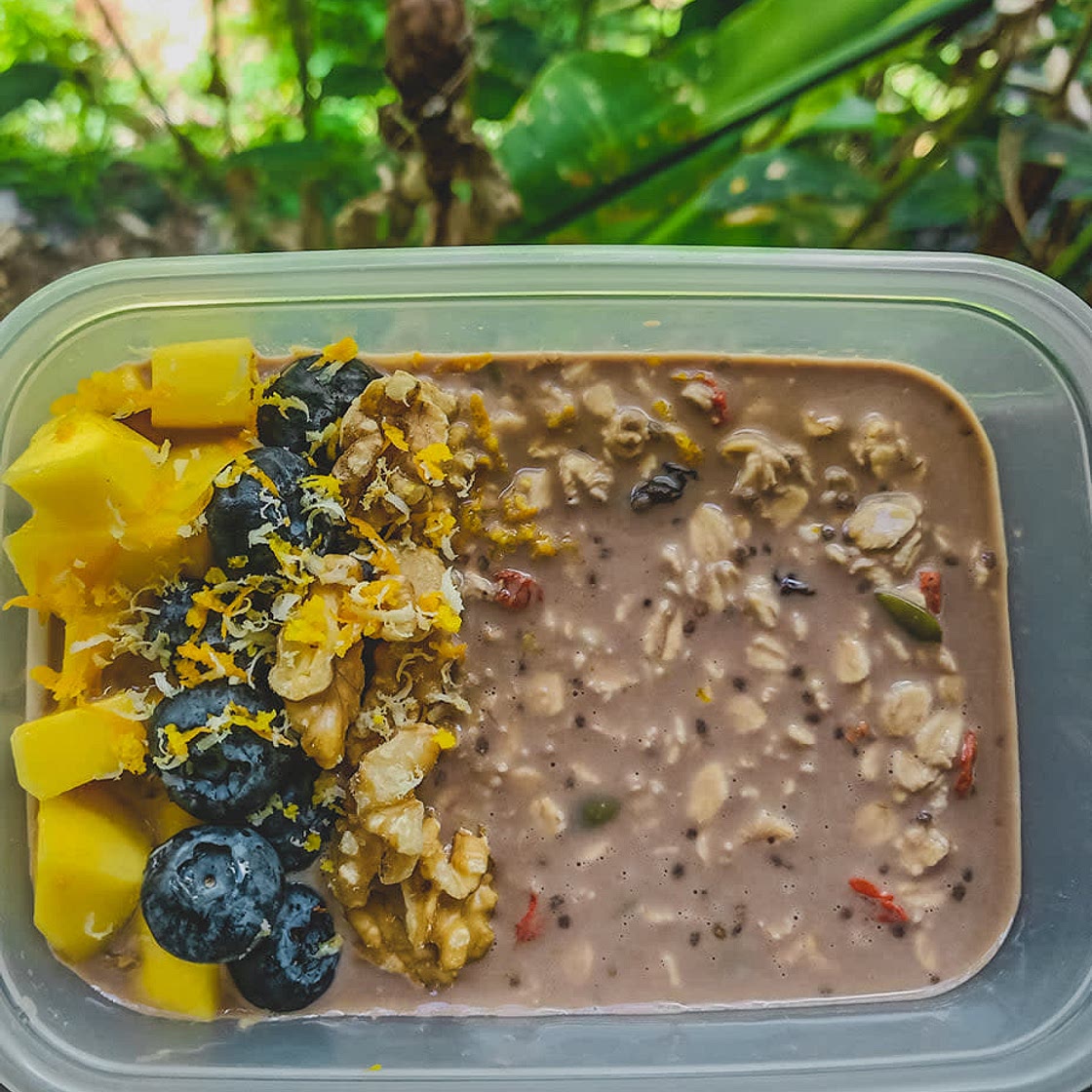 Chocolate Overnight Oat with Mango, Blueberry & Walnut