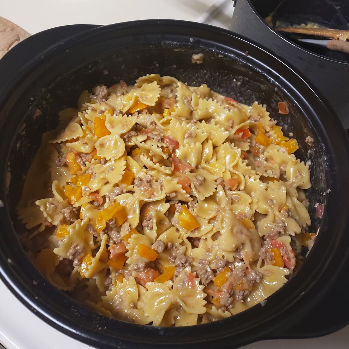 Cheesy Jerk Pasta