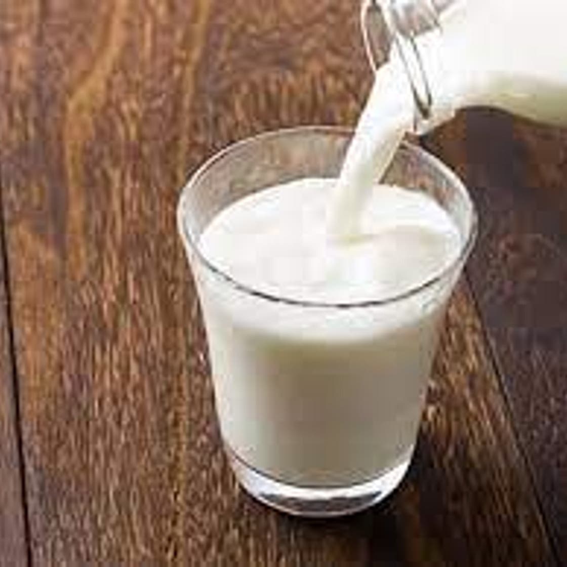 Ptit déj : Verre de lait