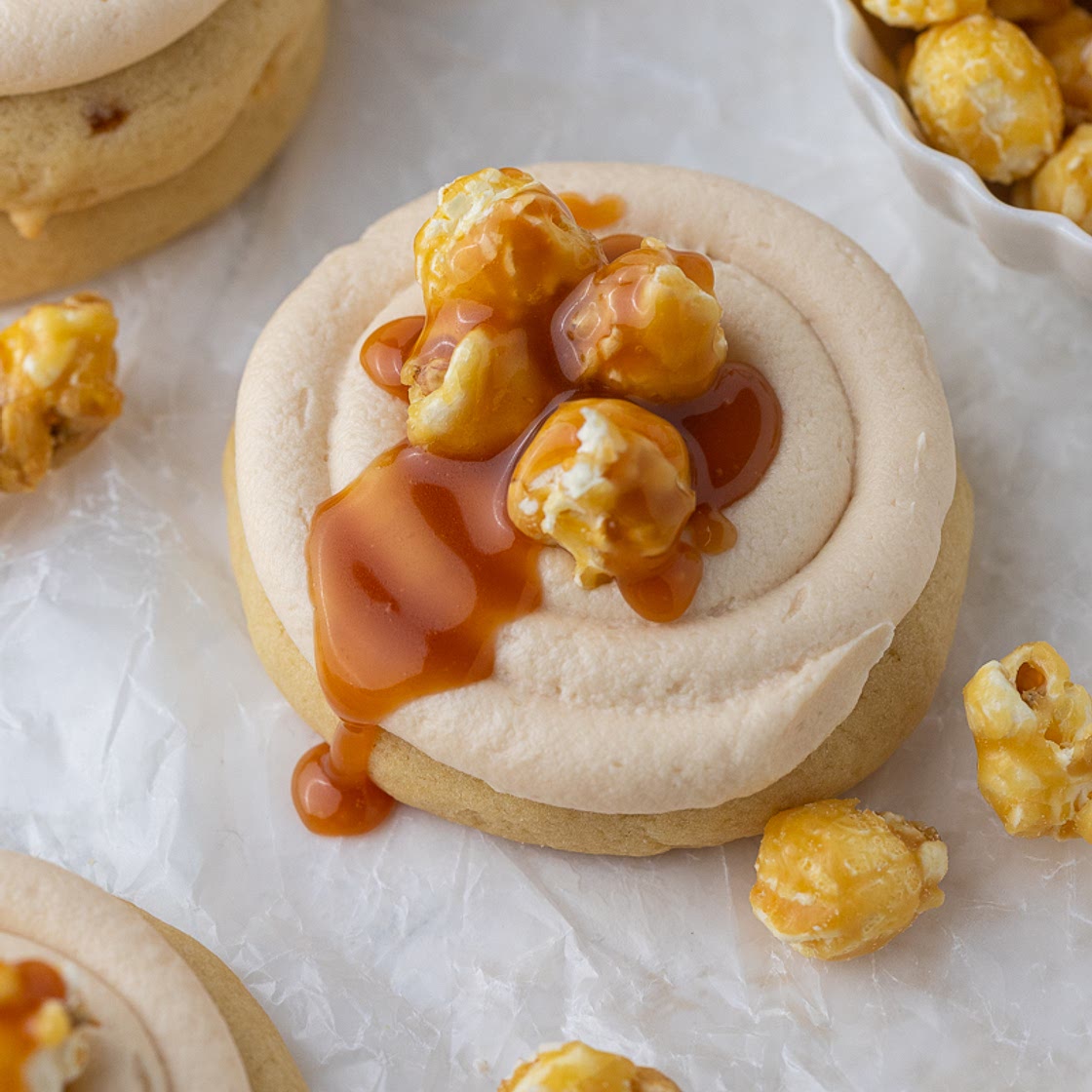 Crumbl 🙀 Caramel Popcorn Cookies