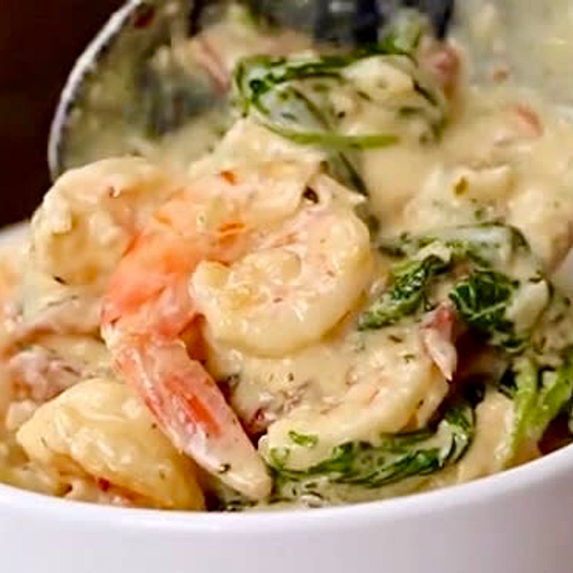 Pan-Fried Shrimps with Lemon Creamy Sauce