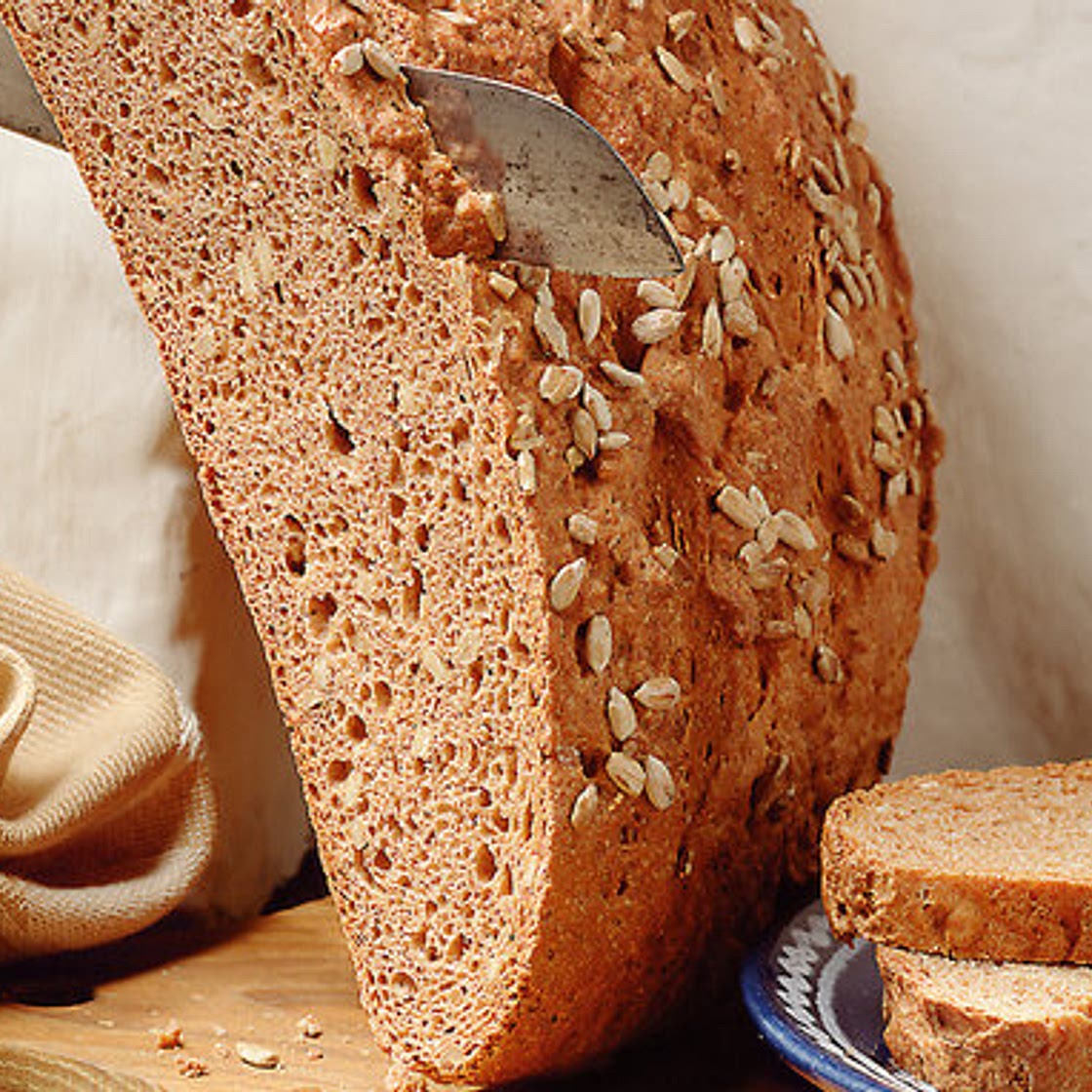 Dinkel-Sonnenblumen-Brot