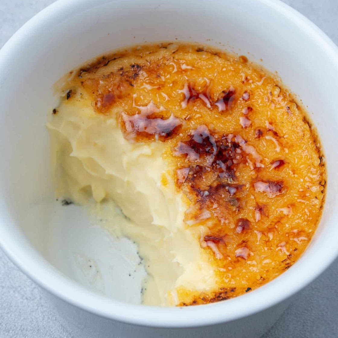 Easy Homemade Crème brûlée dessert