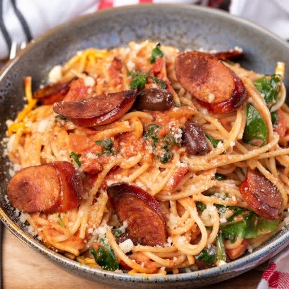 Saucy Sausage and Broccoli Pasta 
