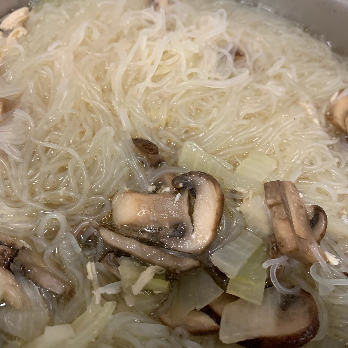 Chicken Sotanghon Soup (Filipino Style Chicken Bean Thread Noodle Soup)