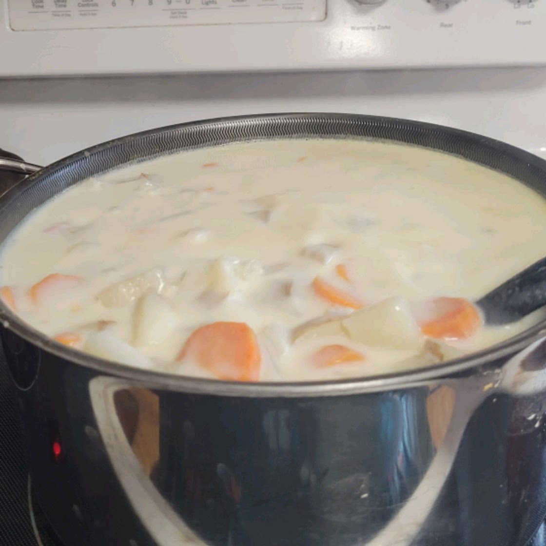 Delicious Ham and Potato Soup