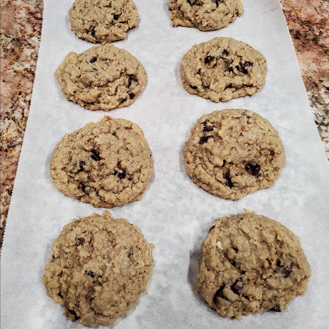 Chewy Chocolate Chip Oatmeal Cookies