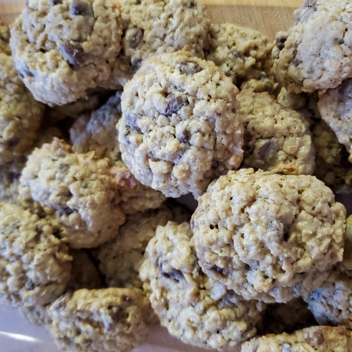 Chewy Chocolate Chip Oatmeal Cookies