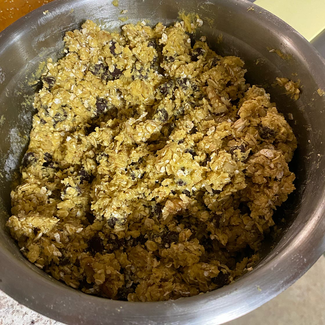 Chewy Chocolate Chip Oatmeal Cookies