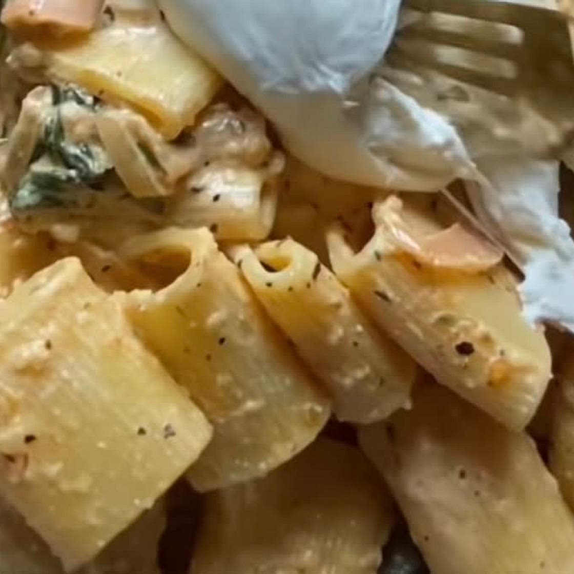 Sun-Dried Tomato and Lemon Pasta