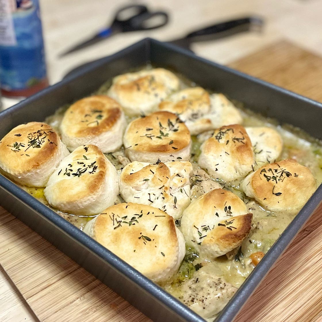 Homestyle Chicken & Biscuit Pot Pie with Carrots, Celery & Fresh Thyme