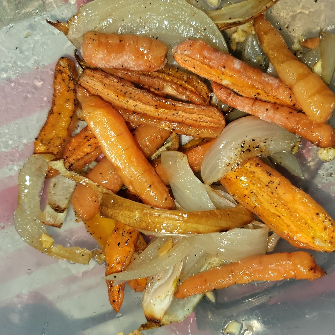 Garlic-Roasted Carrots