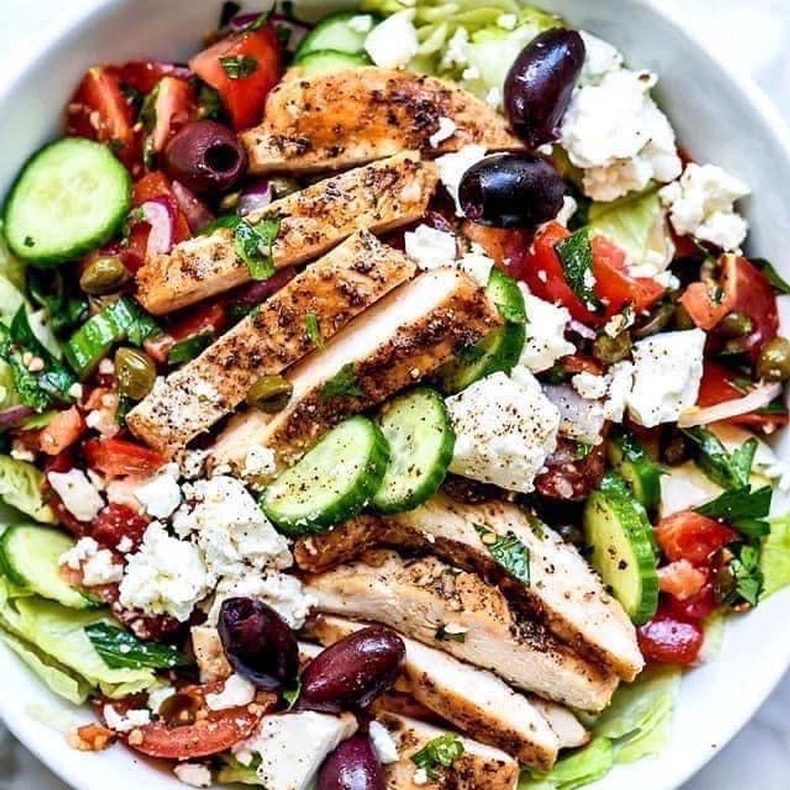 GREEK SALAD with Chicken
