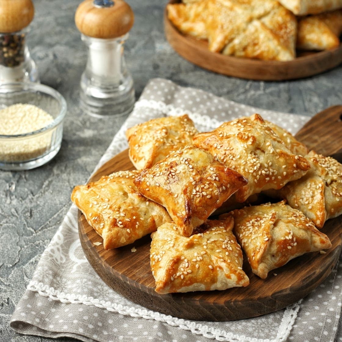 Самса с курицей и грибами