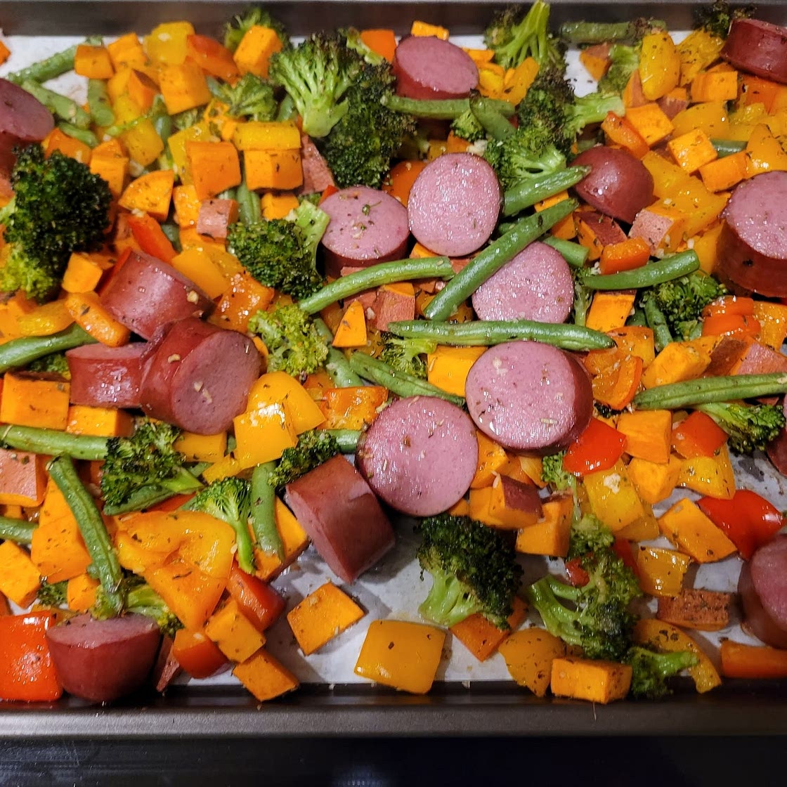 Healthy 20 Minute Sheet Pan Sausage and Veggies