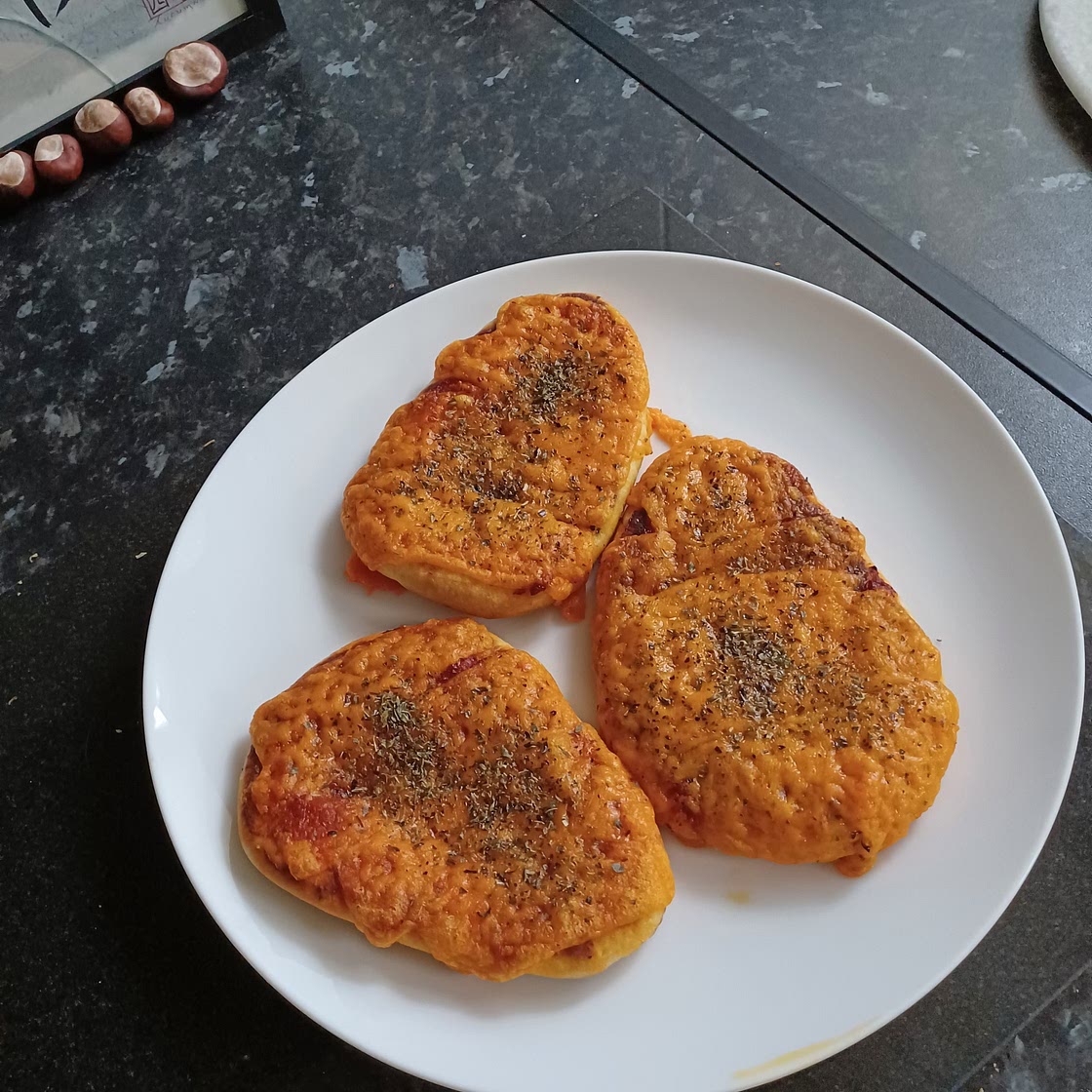 Five minute mini pizzas.