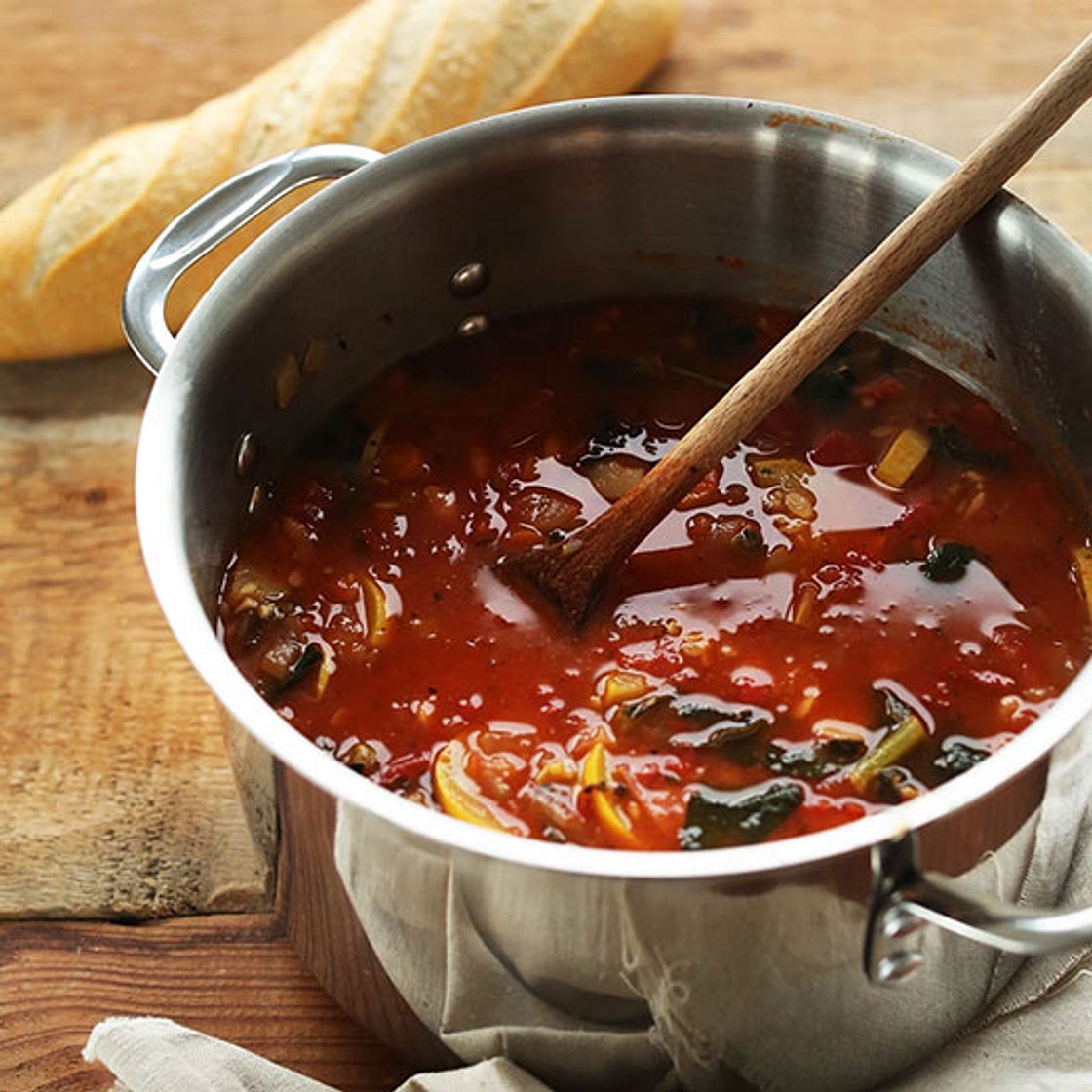 Tomato and Vegetable White Bean Soup