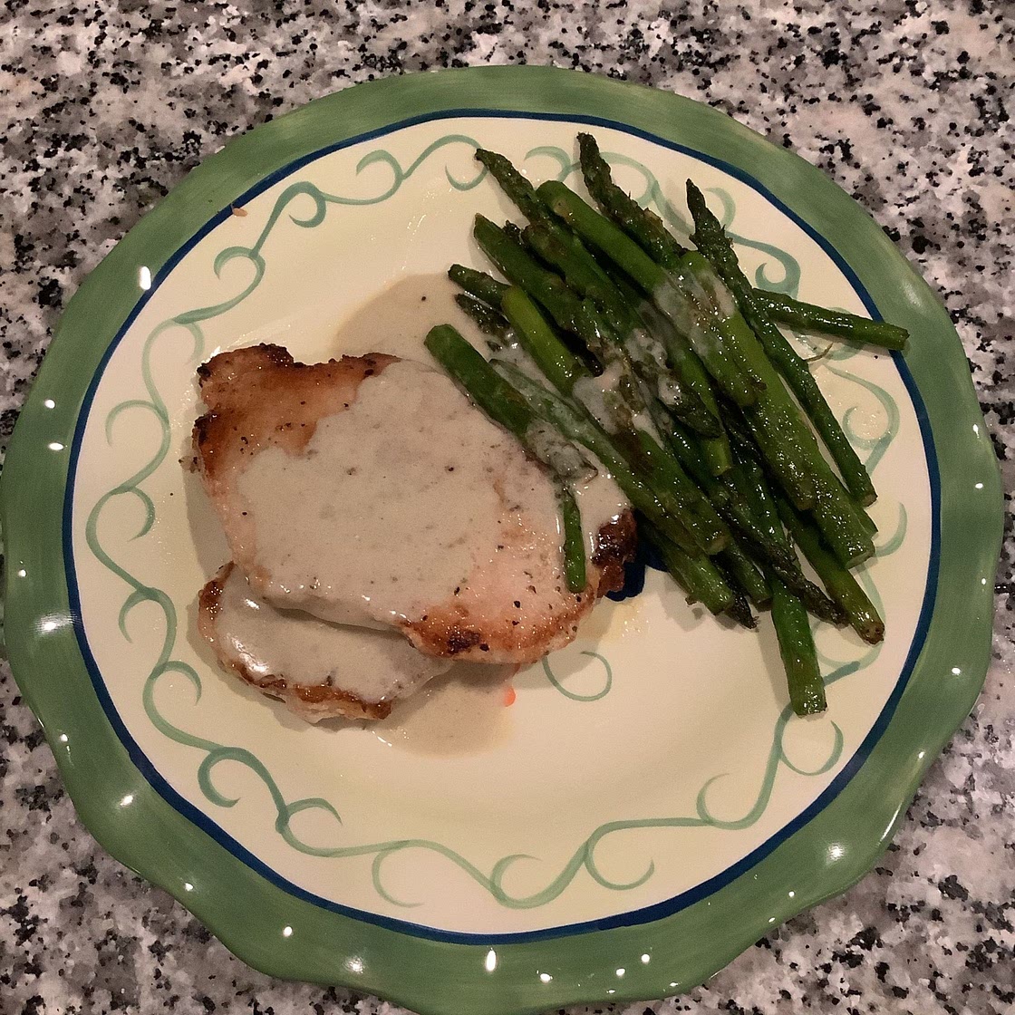Keto pork chops with blue-cheese sauce