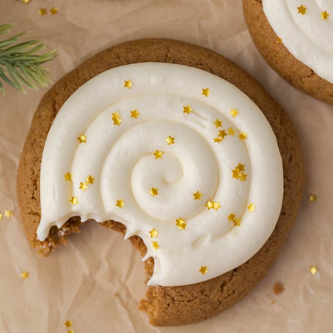 Crumbl 🙀 Gingerbread Cookies