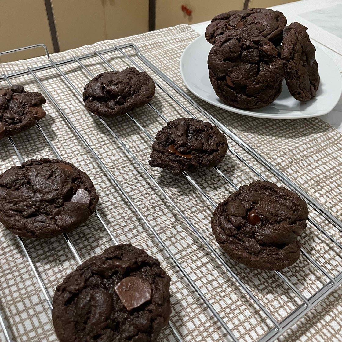 Vegan Triple Chocolate Cookies