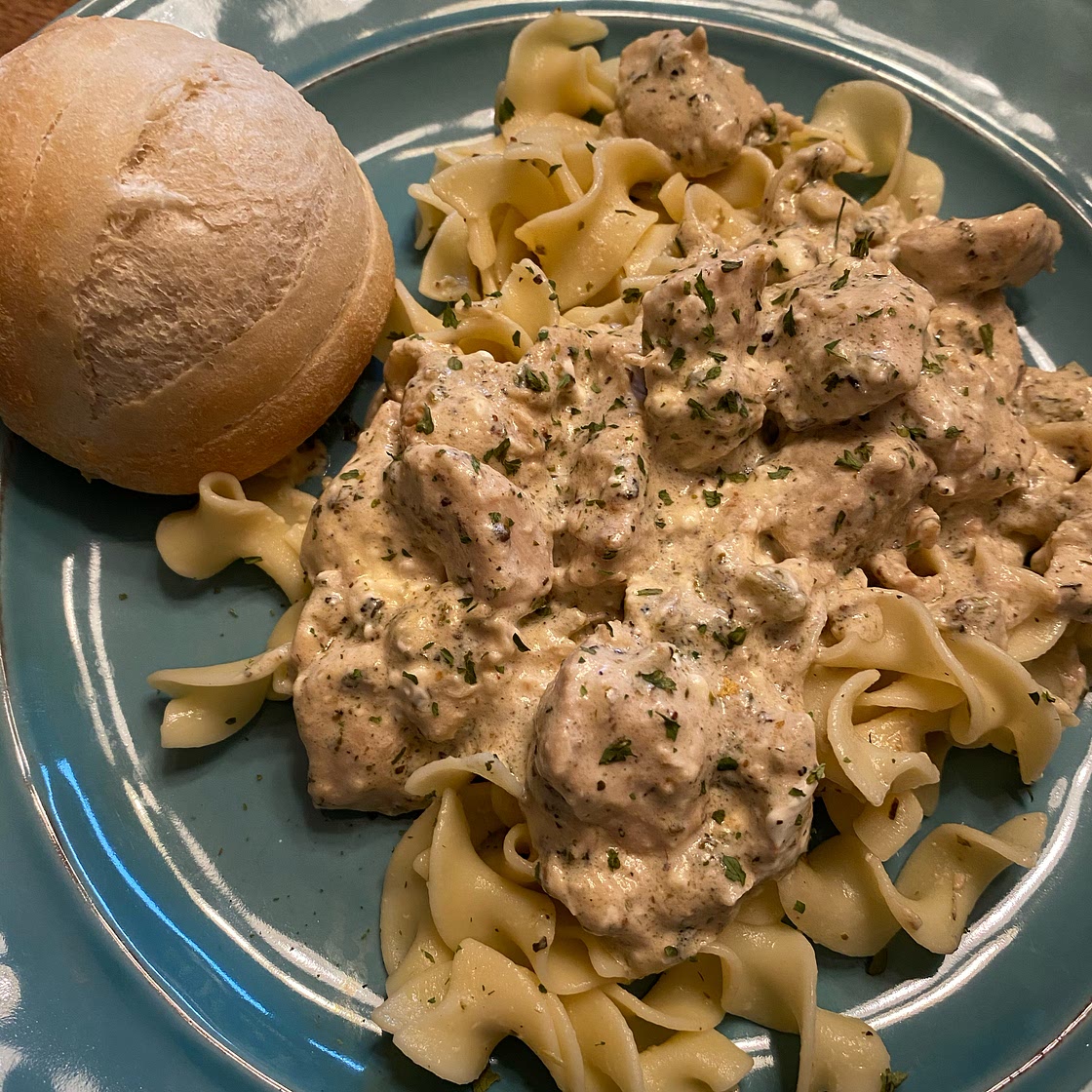 Slow Cooker Chicken Stroganoff