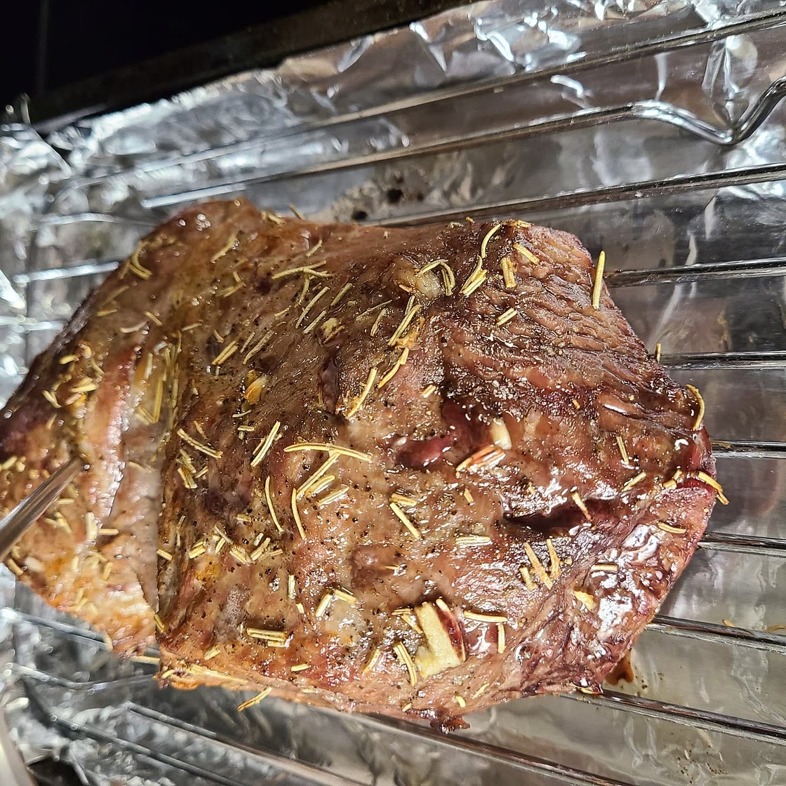 Garlic Lovers Roast Beef