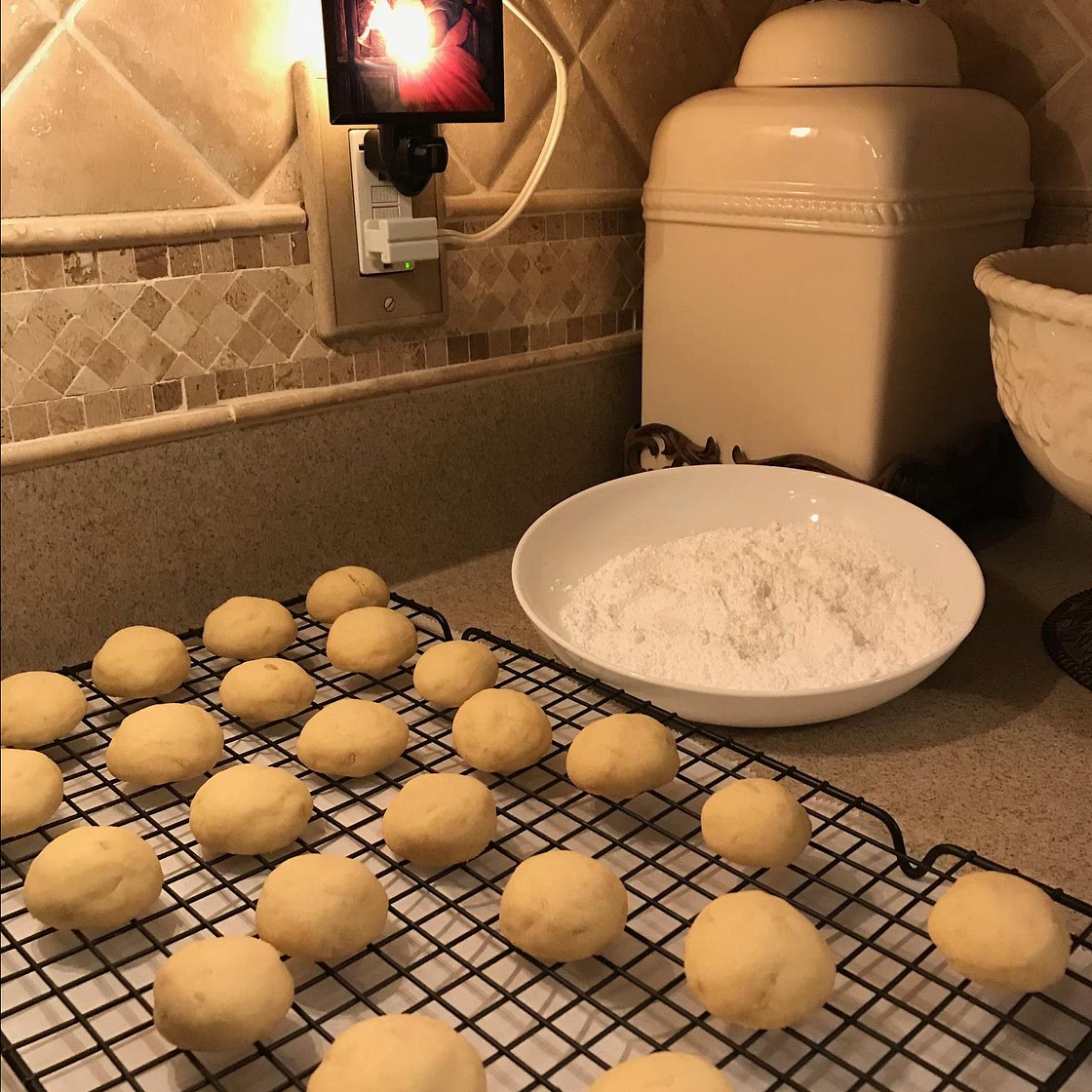 Russian Tea Cakes I