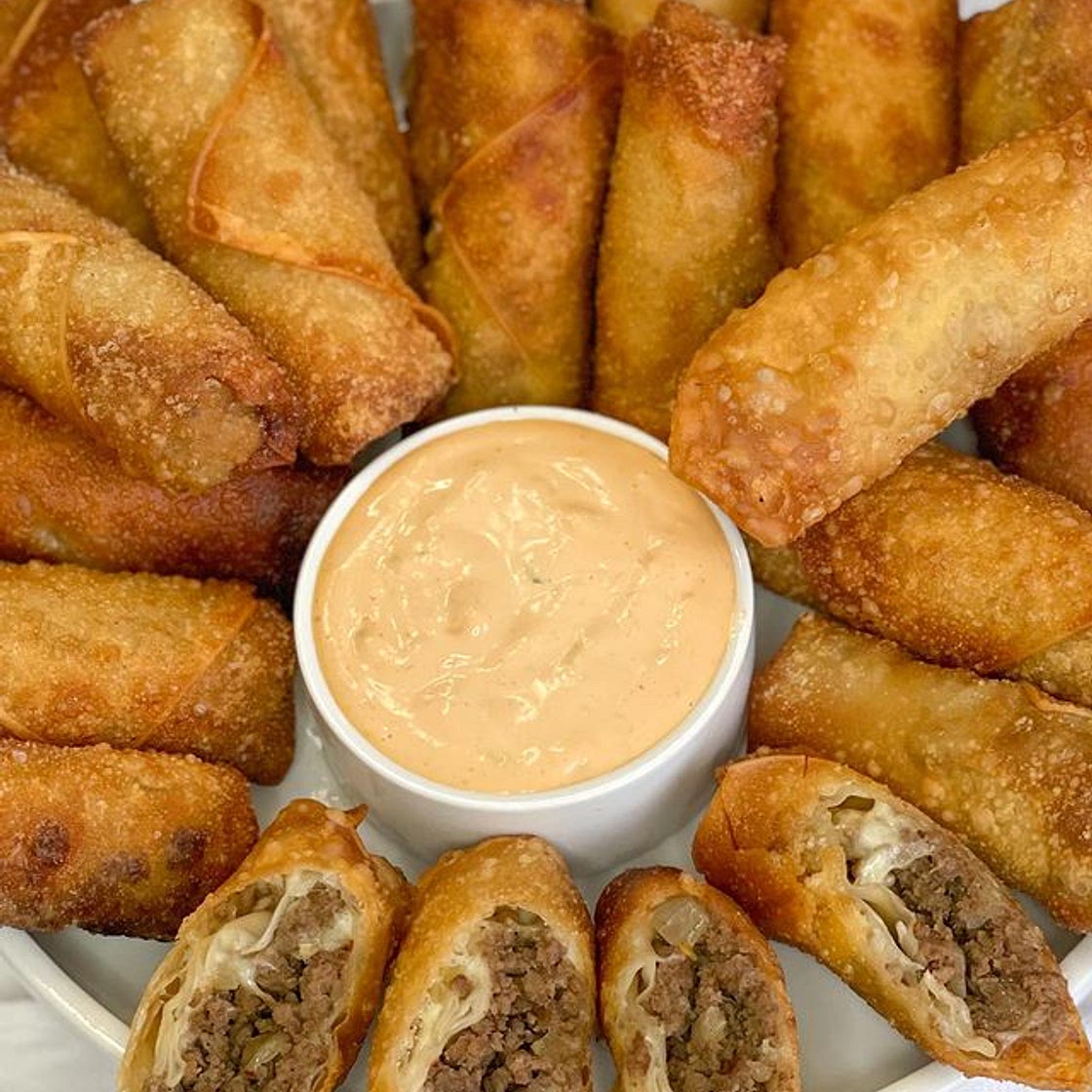 Cheeseburger egg rolls with a dipping sauce