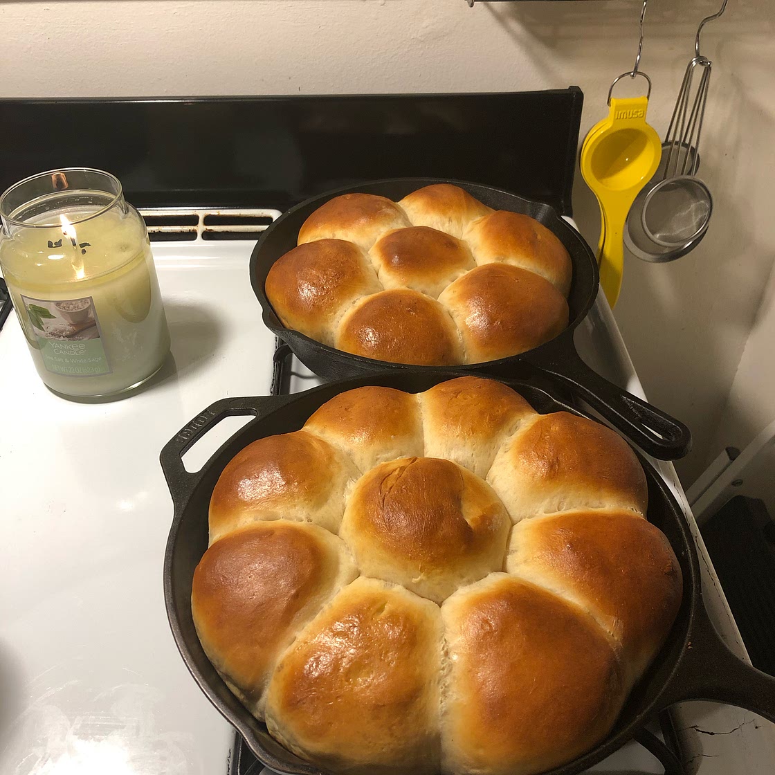 Soft Dinner Rolls
