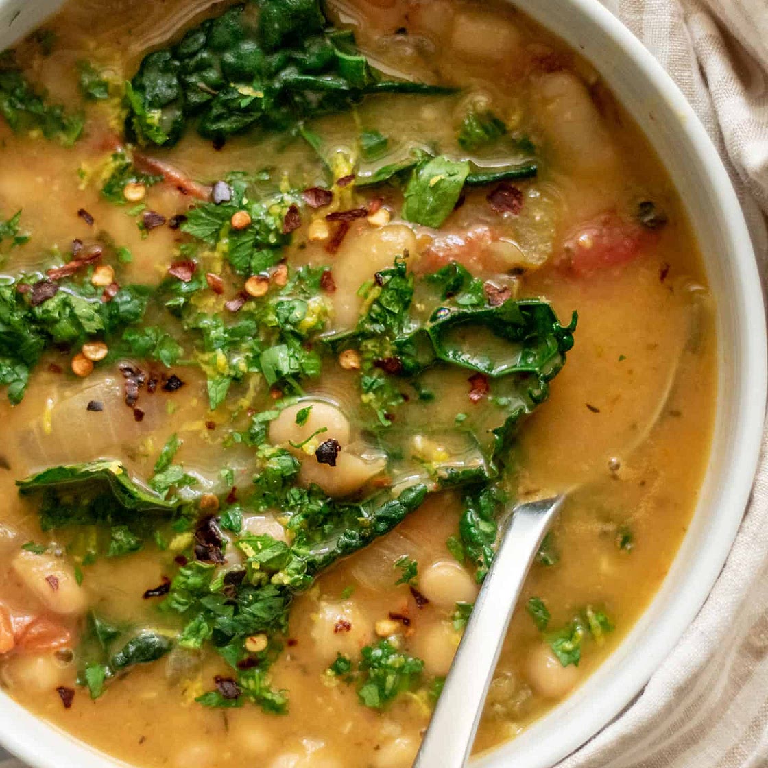 Roasted Tomato and White Bean Soup