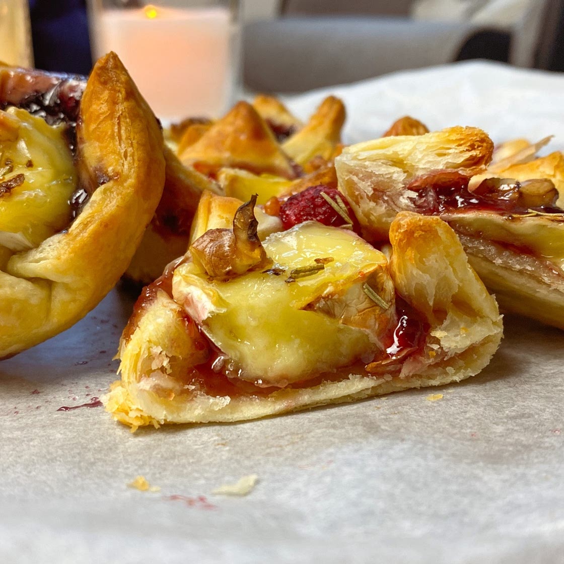 How to make Baked Brie Bites | Easy Brie Puff Pastry Bites | Appetizer Idea