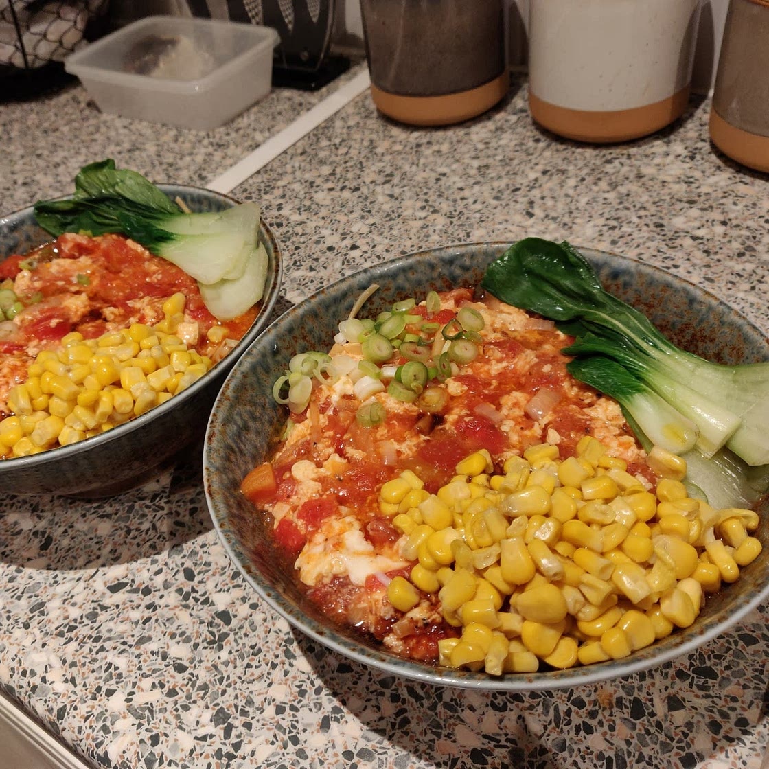 Tomato and Egg Drop Noodle Soup