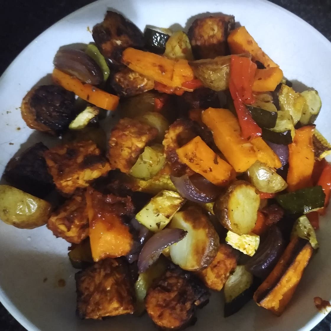 Tempeh traybake