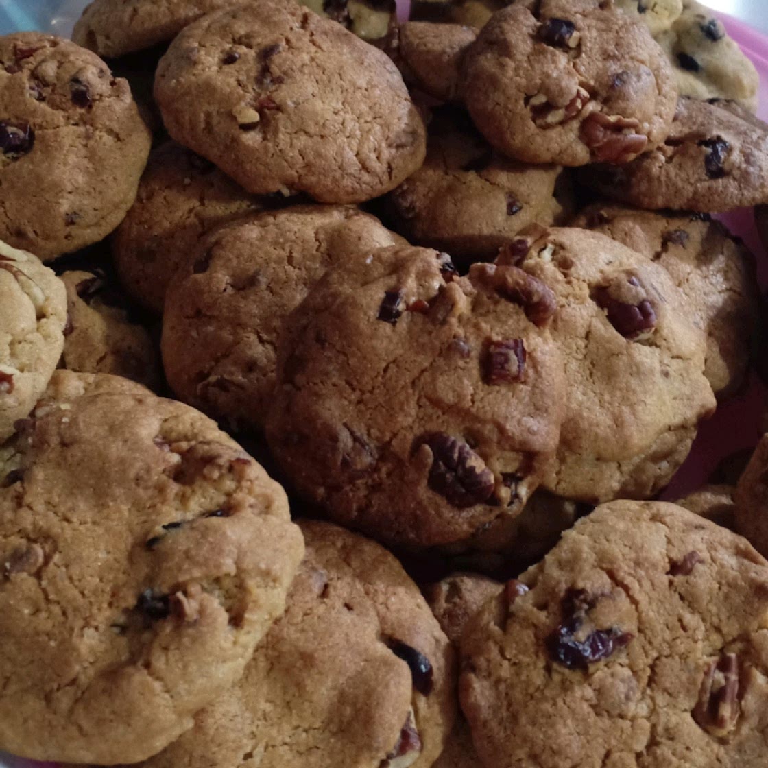 White Chocolate and Cranberry Cookies