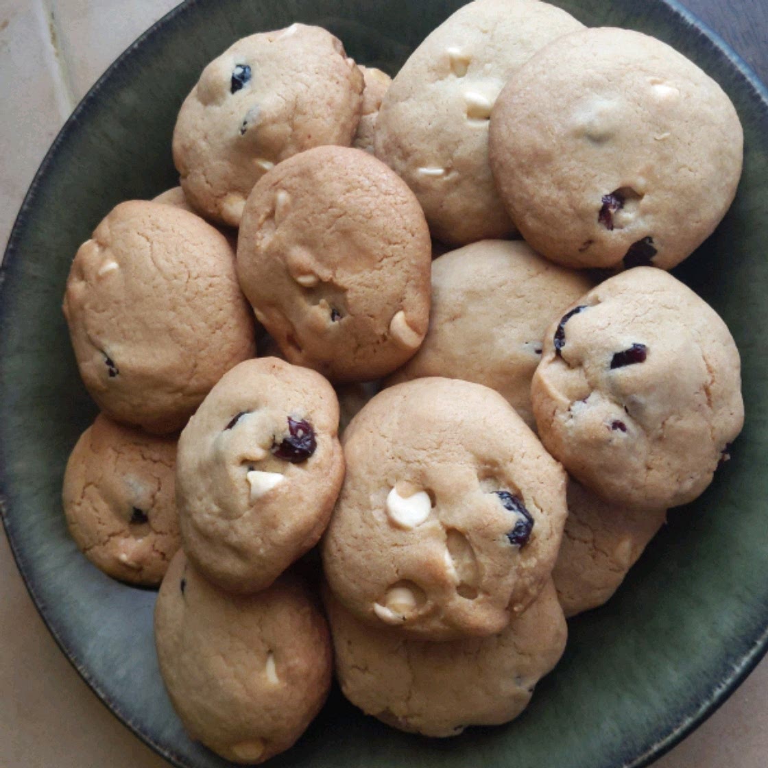 White Chocolate and Cranberry Cookies