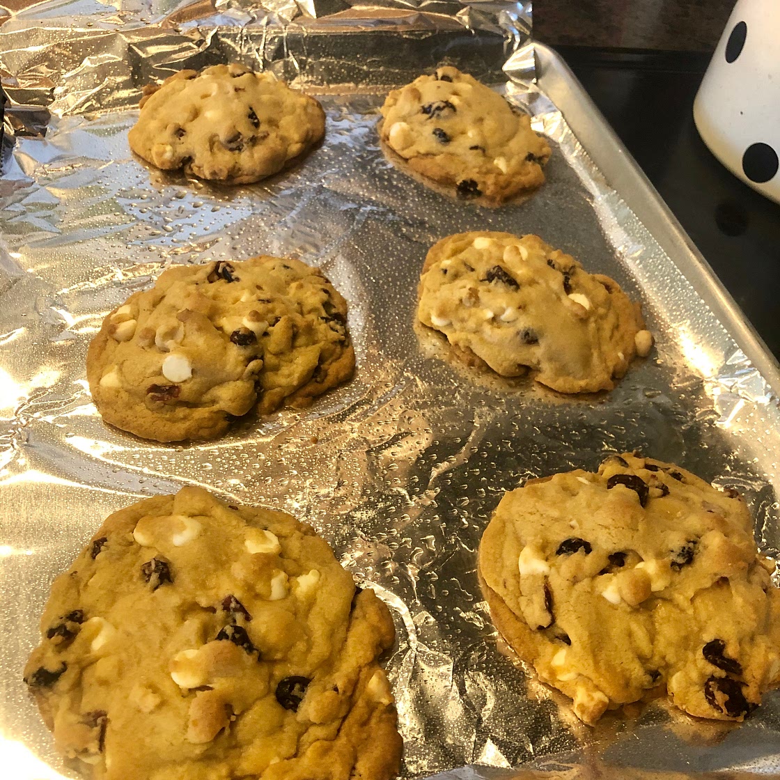 White Chocolate and Cranberry Cookies